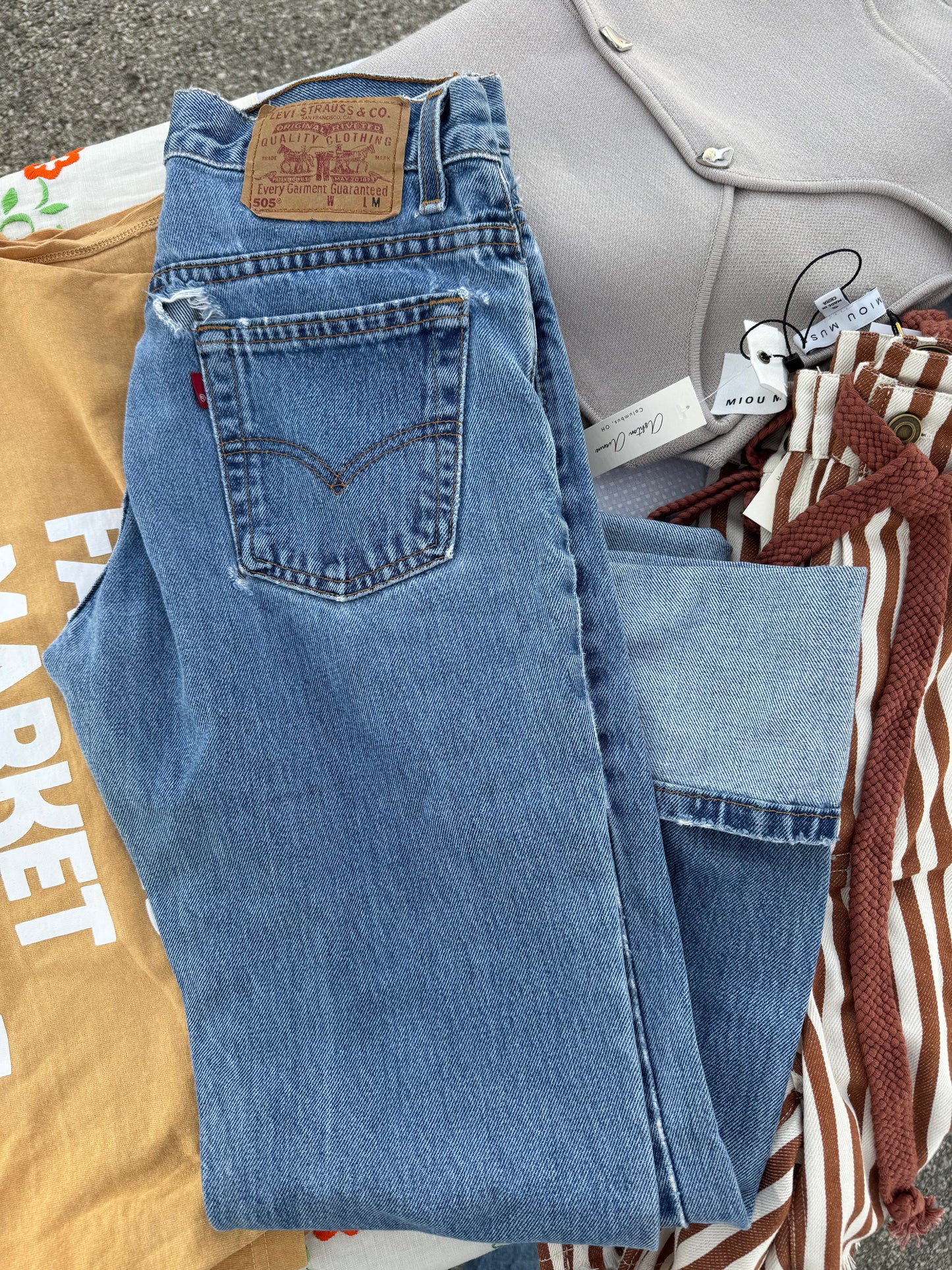 Vintage Levi's 501 Jeans Womens Blue Denim Cotton Button Fly Straight Leg
