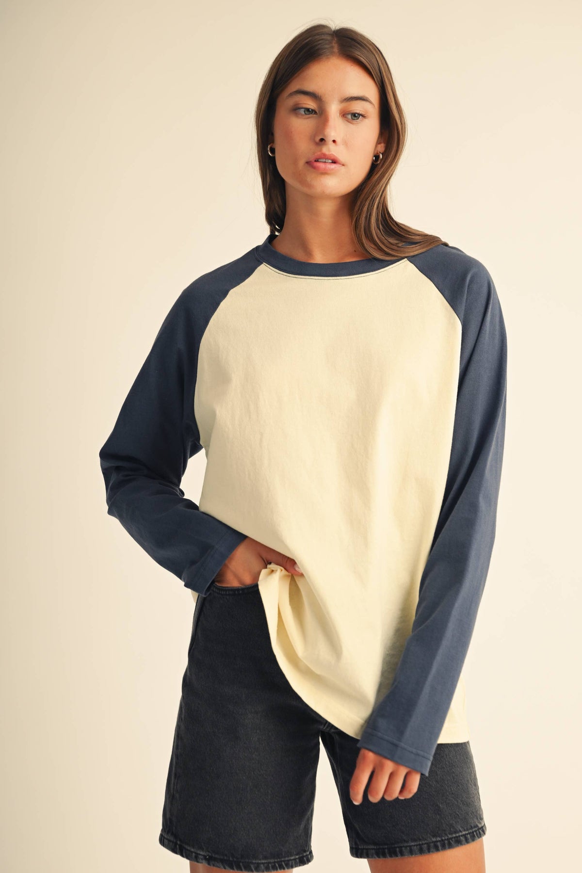 Contrast Raglan Long Sleeve Baseball Tee