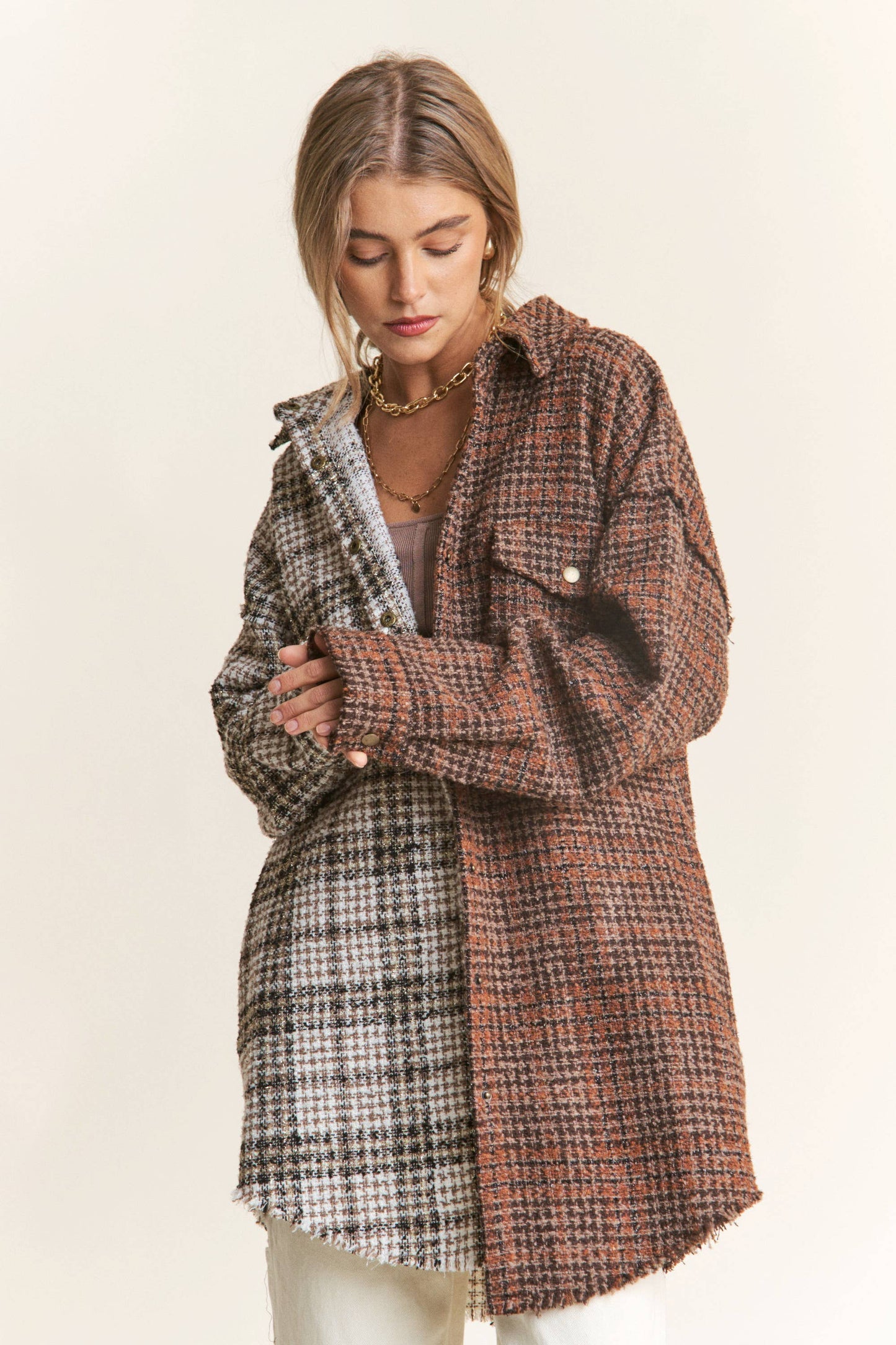 Dual-tone houndstooth jacket