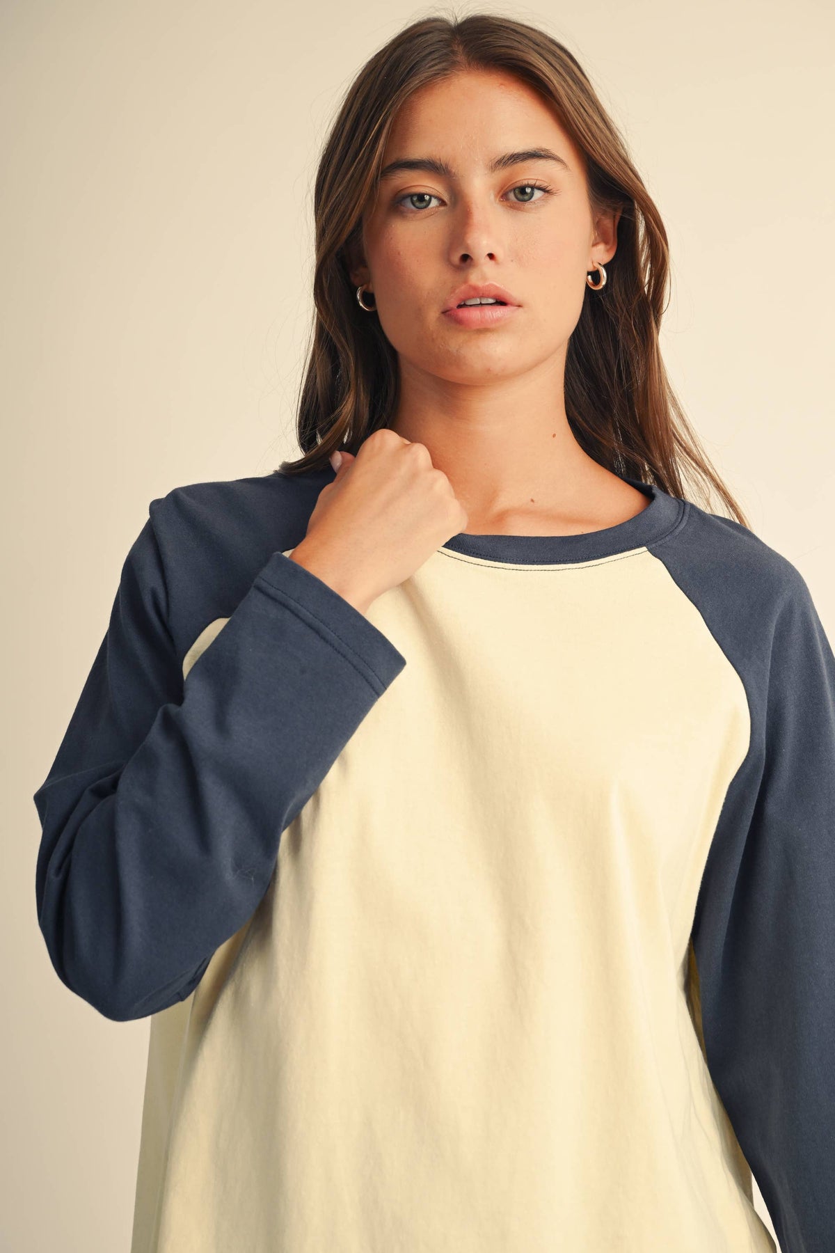 Contrast Raglan Long Sleeve Baseball Tee