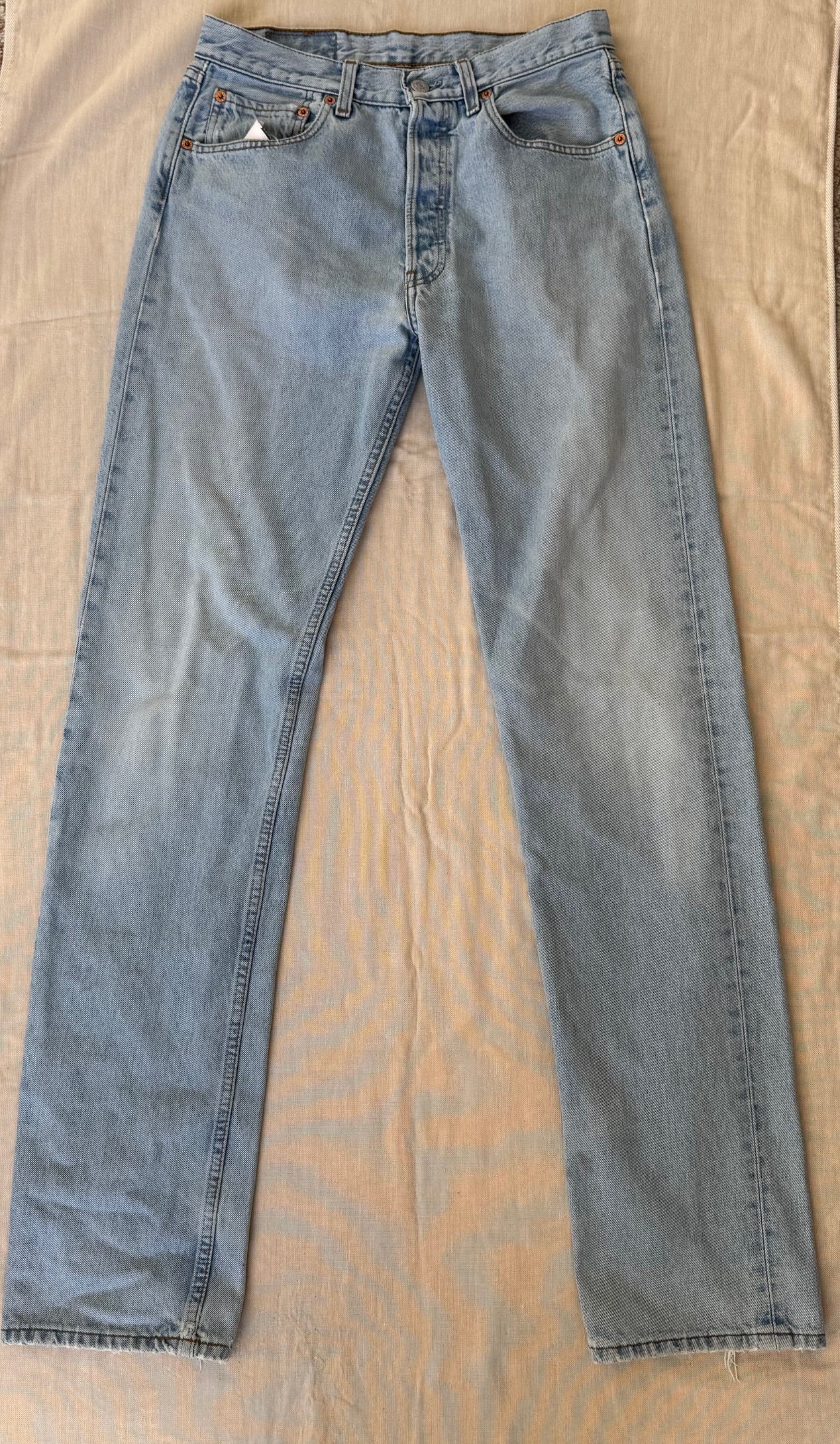 Levi 501 Jeans- Light Wash